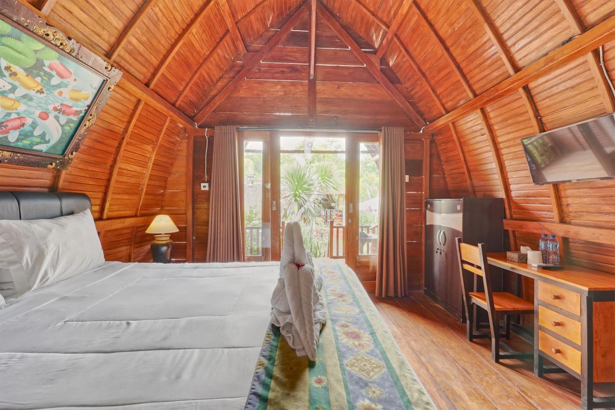 Dnr Lumbung Garden Hotel Toyapakeh Ngoại thất bức ảnh